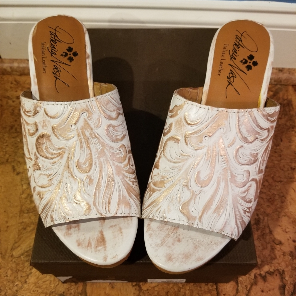 Patricia Nash Clog